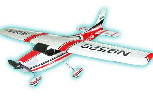 S K Y A R T E C H      C E S S N A    182